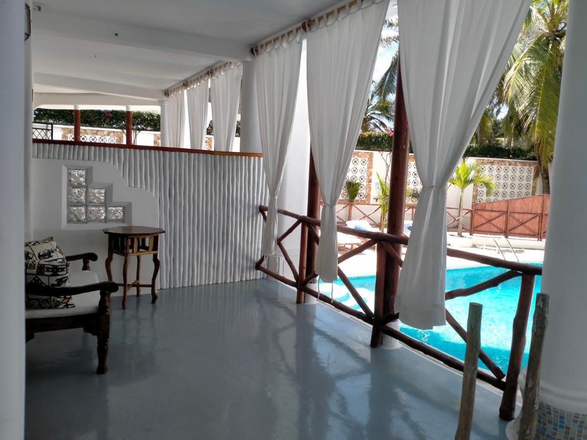 Watamu Solana Apartments Rum bild